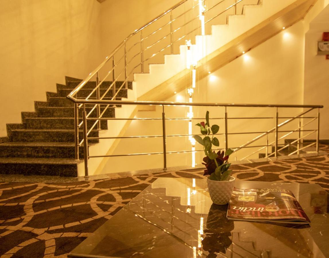 Golden Fern Resort Shimla Exterior photo