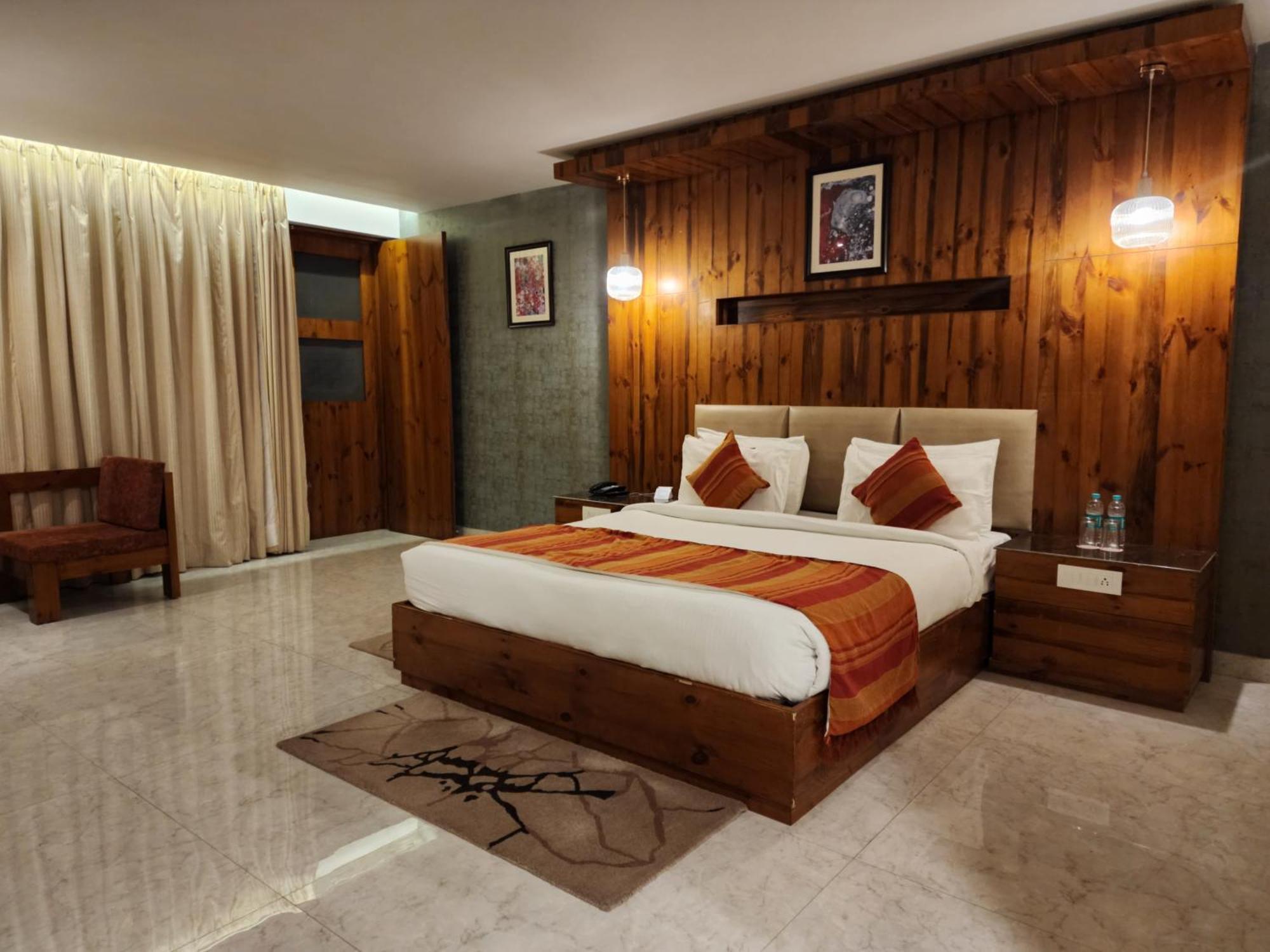 Golden Fern Resort Shimla Exterior photo