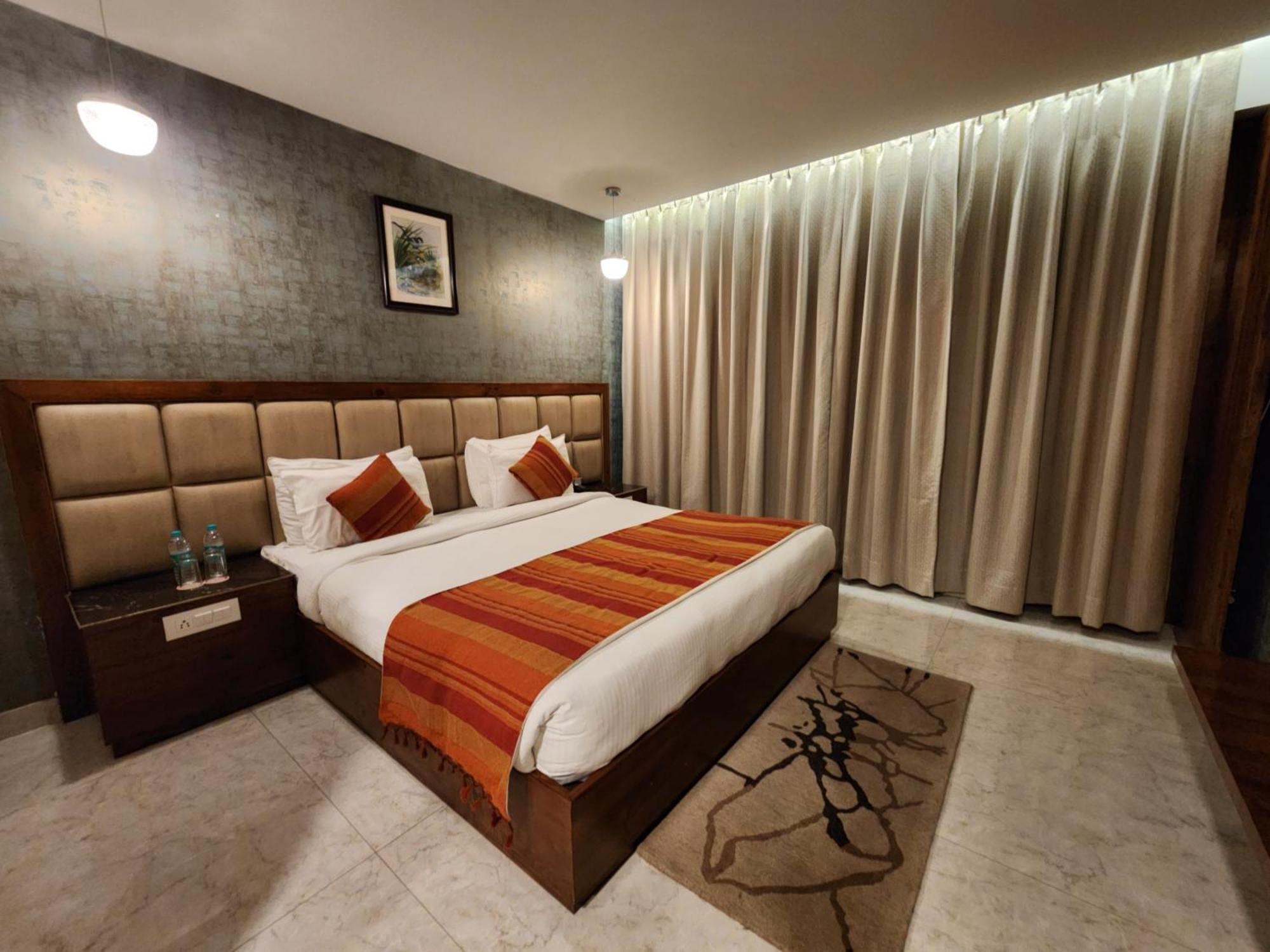 Golden Fern Resort Shimla Exterior photo
