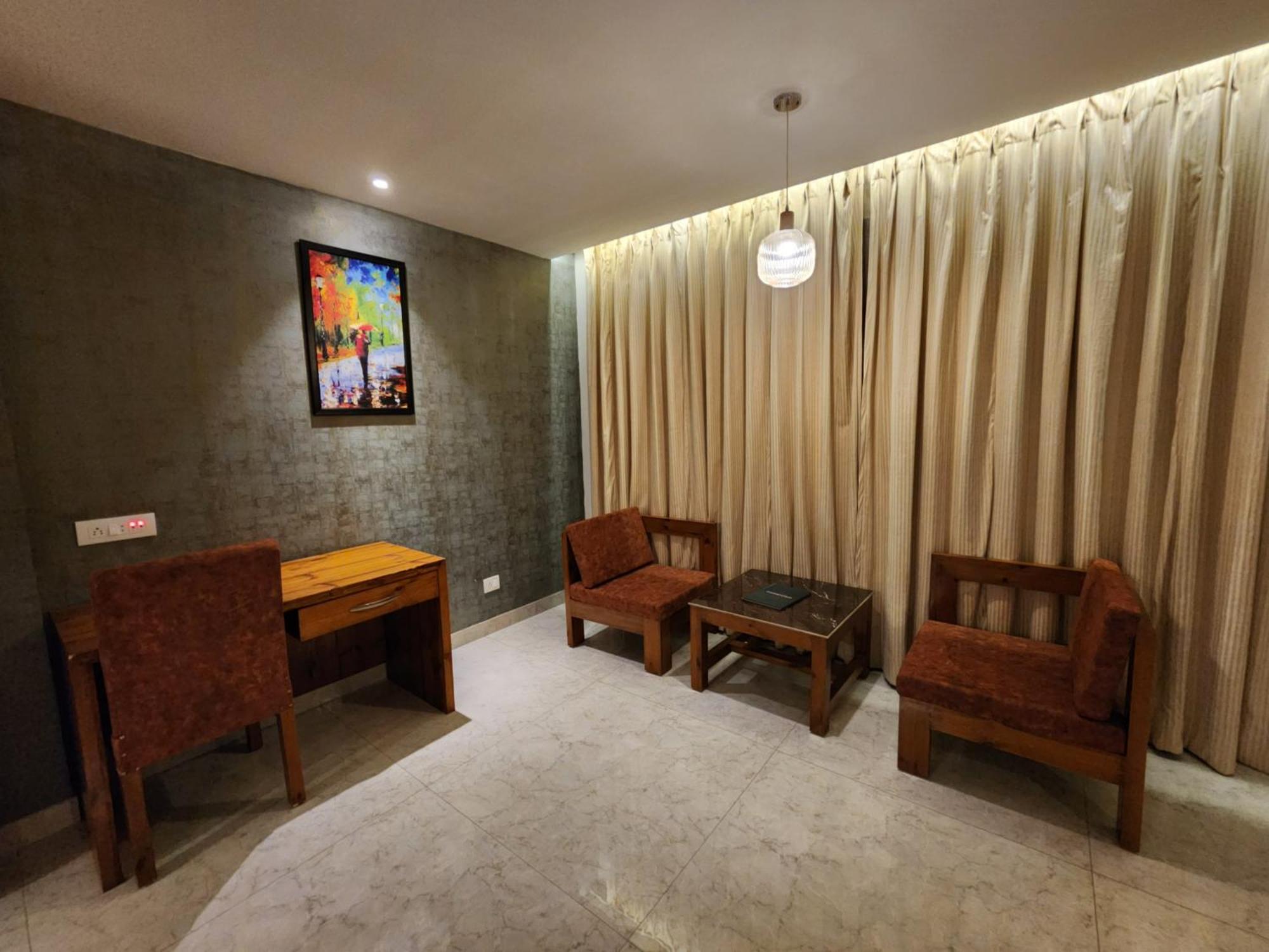 Golden Fern Resort Shimla Exterior photo